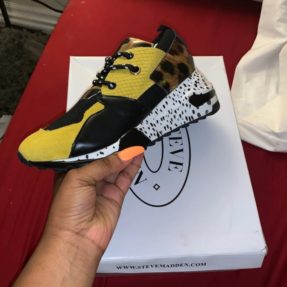 Steve Madden Cliff sneakers